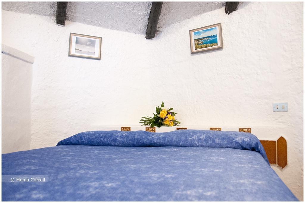 Camping Baia Saraceno Hotel Palau Room photo