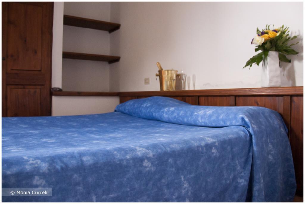 Camping Baia Saraceno Hotel Palau Room photo