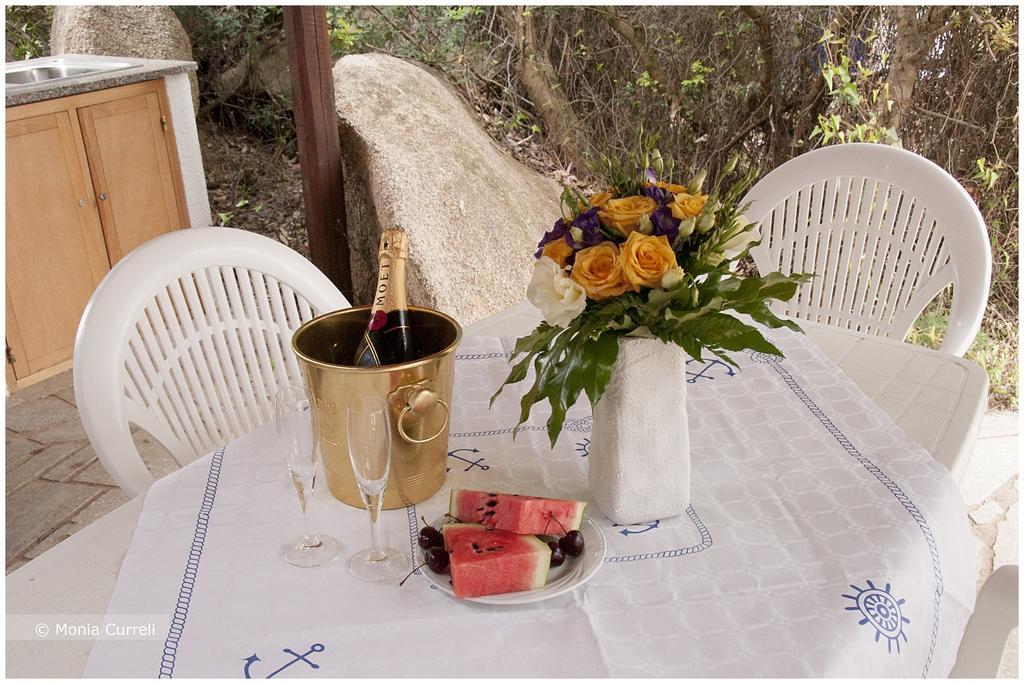 Camping Baia Saraceno Hotel Palau Room photo